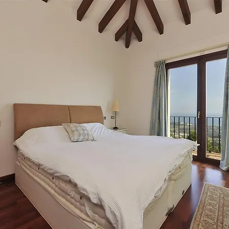 Villa Vista Maroc Marbella Canovas * Marbella